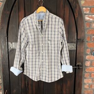 Banana Republic Luxe Poplin Button Down size L